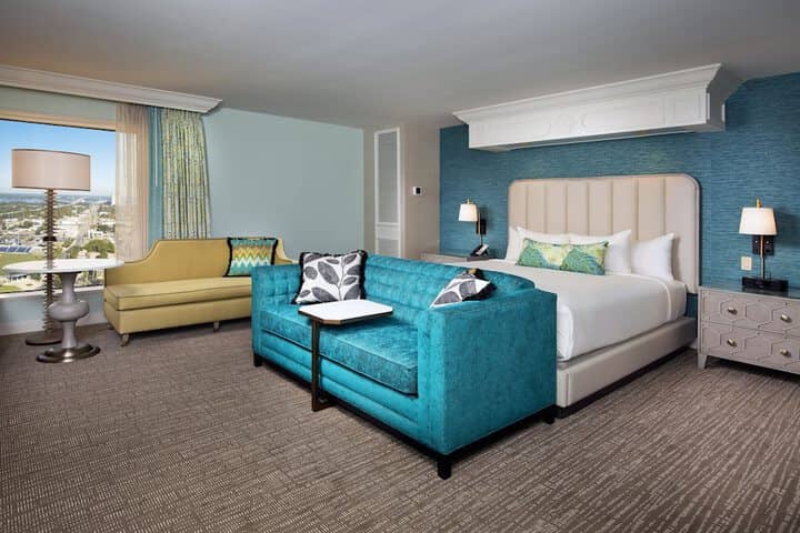 Room 10 of 49